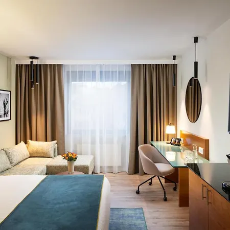 Park Consul Esslingen 4*