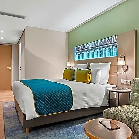 Leonardo Esslingen 4*