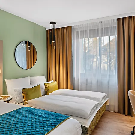 Leonardo Esslingen 4*