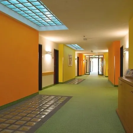 Leonardo Esslingen Hotel 4*