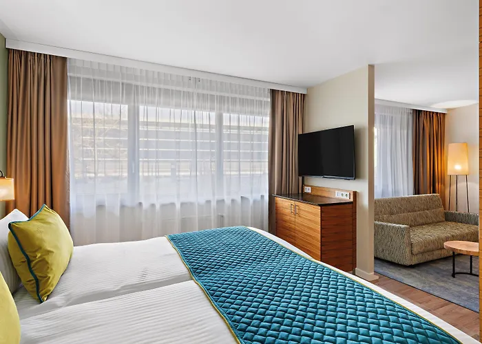 Leonardo Esslingen 4*